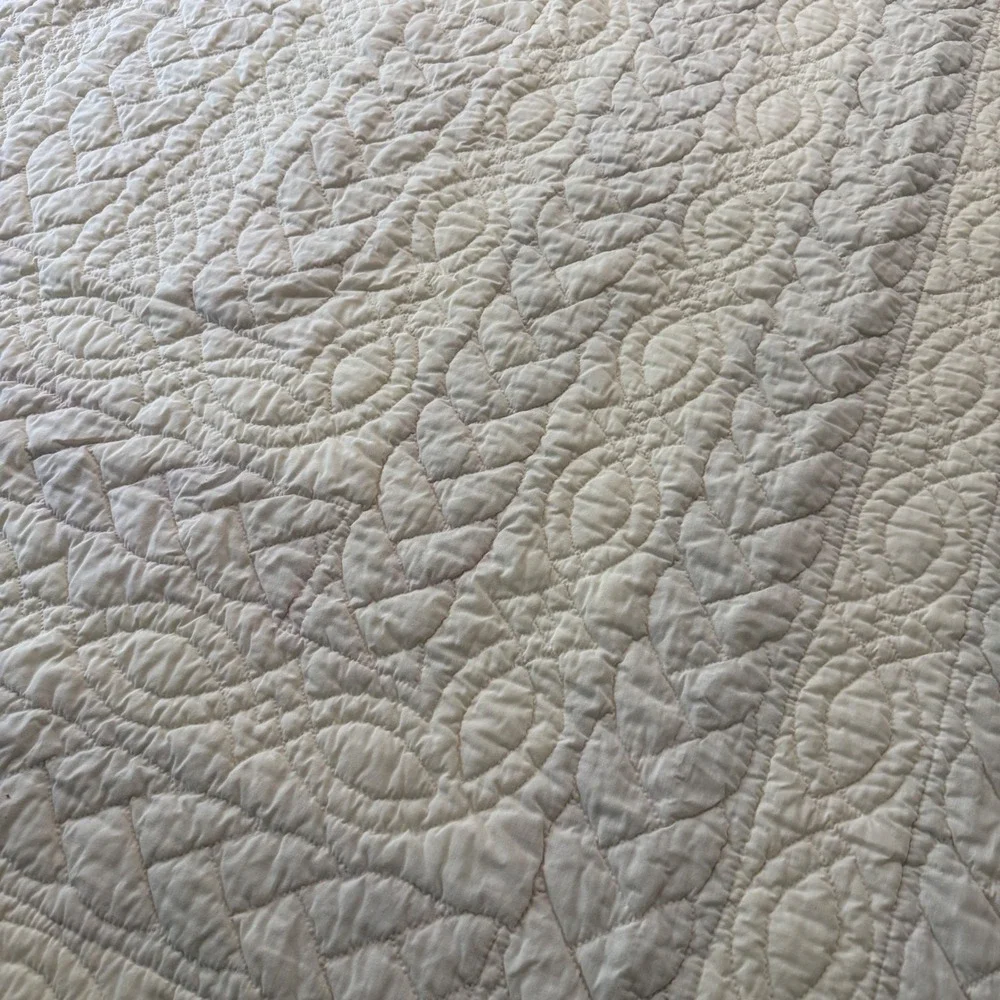Vintage Handmade King Quilt Apple Basket Applique Patchwork Hand Quilted 96x118